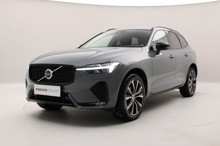 Volvo XC60 B4 AWD PLUS DARK REZERVACE 2.0 Plus