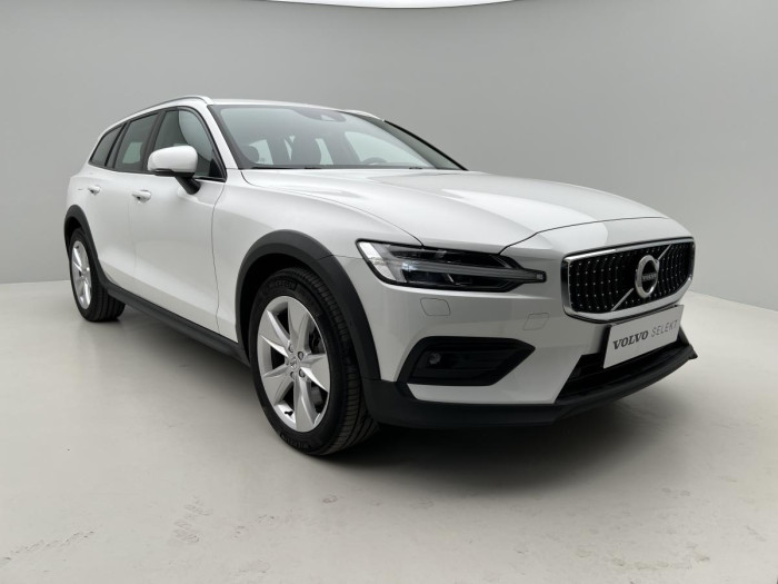 Volvo V60 CROSS COUNTRY B4 AWD Aut 1.maj