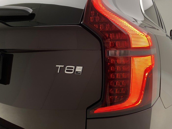 Volvo XC90 T8 AWD RECHARGE CORE AUT CZ 7m
