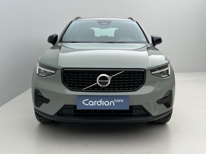 Volvo XC40 B3 AUT BLACK  PLUS