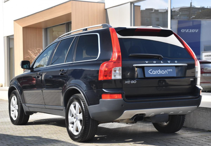 Volvo XC90 D5 AWD MOMENTUM AUT 2.4 d Momentum