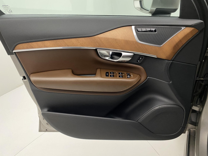Volvo XC90 B5 AWD INSCRIPTION CZ