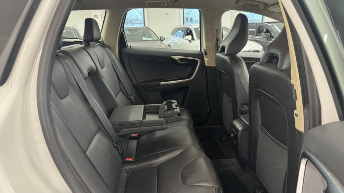 Volvo XC60 D5 AWD SUMMUM REZERVACE 2.4 d Summum
