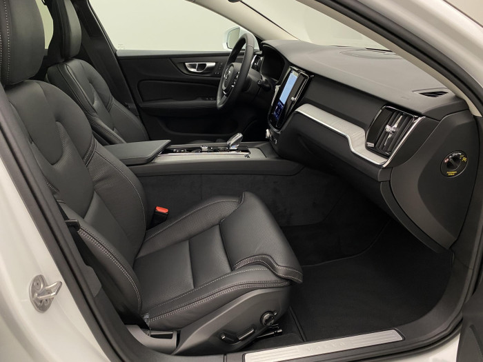 Volvo V60 B4 AUT BRIGHT PLUS