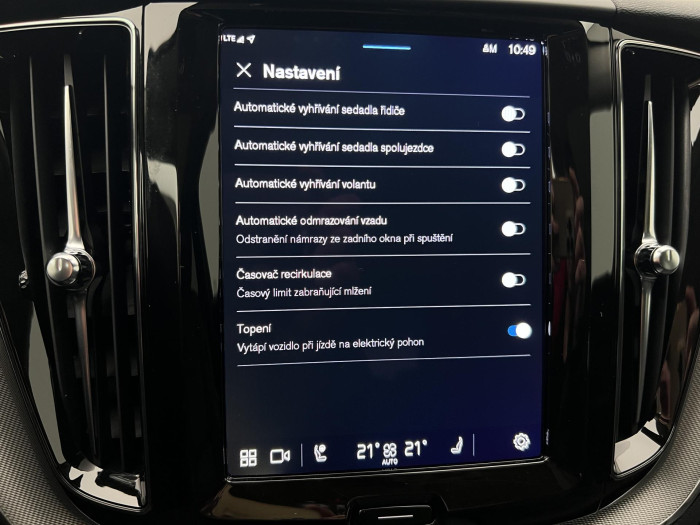 Volvo XC60 T6 AWD RECHARGE PLUS DARK AUT