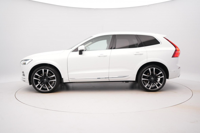 Volvo XC60 B4 AWD INSCRIPTION REZERVACE