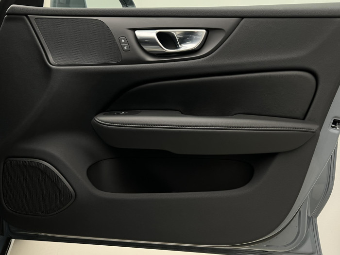 Volvo V60 B4 MOMENTUM AUT 2.0 Momentum