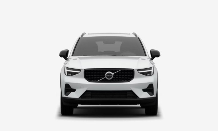 Volvo XC40 B3 AUT DARK PLUS