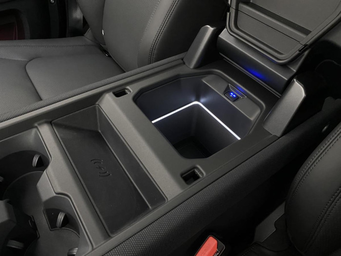 Land Rover Defender 130 D300 OUTBOUND 3.0 d