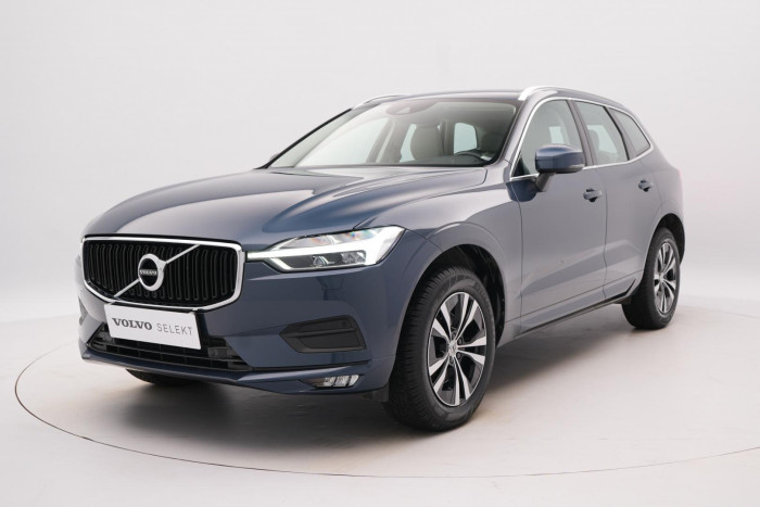 Volvo XC60 D4 MOMENTUM PRO REZERVACE 2.0 d Momentum