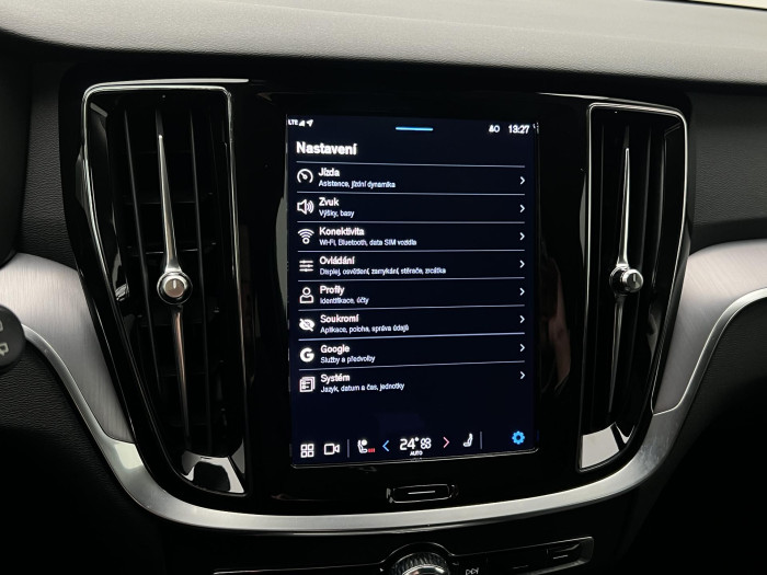 Volvo V60 B3 CORE AUT 1.maj.