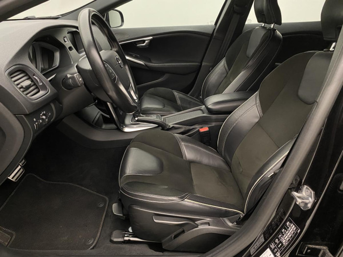 Volvo V40 D2 R-DESIGN AUT 1.maj. 2.0 d