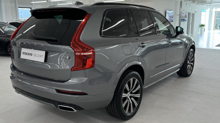Volvo XC90 T6 AWD R-DESIGN AUT REZERVACE