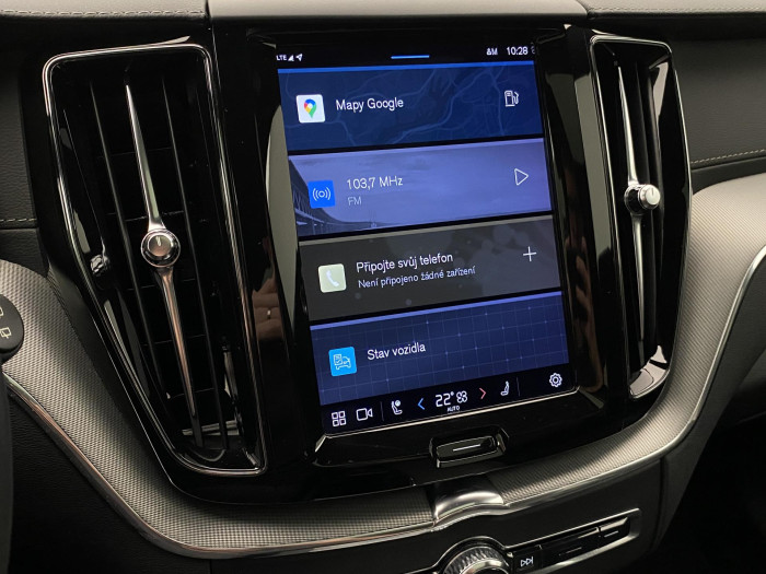 Volvo XC60 B5 AWD R-DESIGN AUT