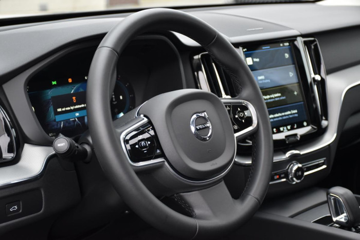 Volvo XC60 B4 AWD DARK PLUS REZERVACE 2.0 Plus