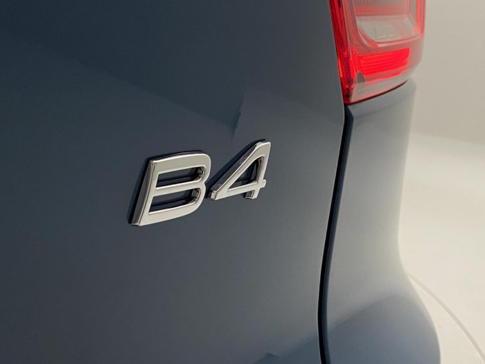 Volvo XC40 B4 AUT DARK ULTRA