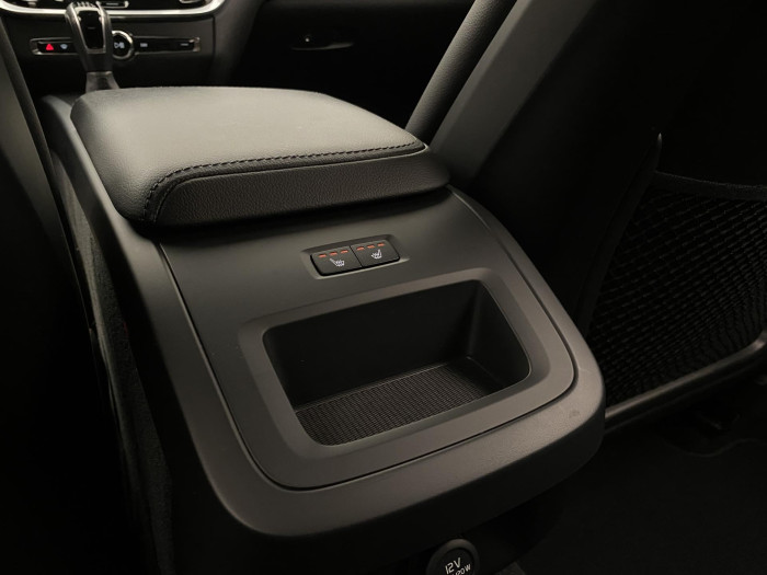 Volvo V60 D3 MOMENTUM NAVIGACE 2.0 d Momentum