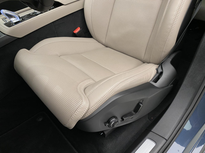 Volvo XC90 T8 AWD RECHARGE DARK ULTRA 7