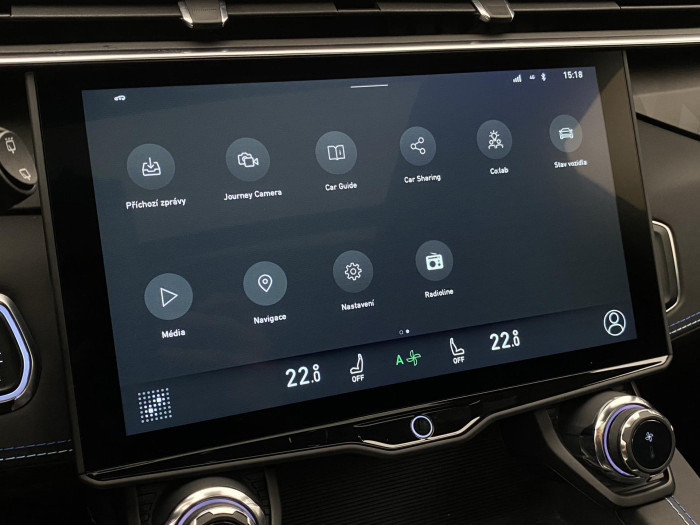 Lynk & Co 01 PHEV DCT AUT 1.maj