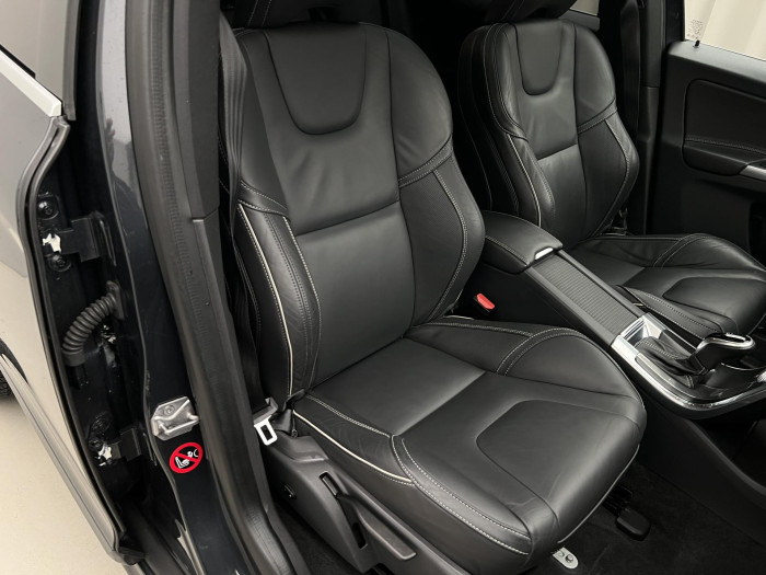 Volvo XC60 D4 AWD MOMENTUM AUT 2.4 d Momentum