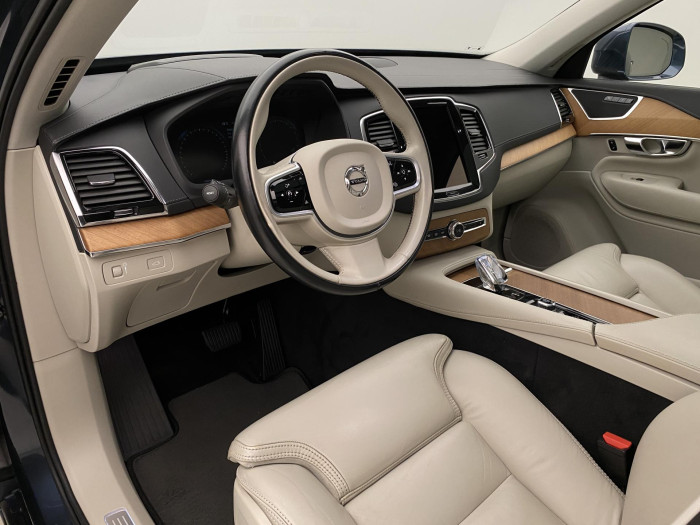 Volvo XC90 B6 AWD INSCRIPTION CZ 1.maj