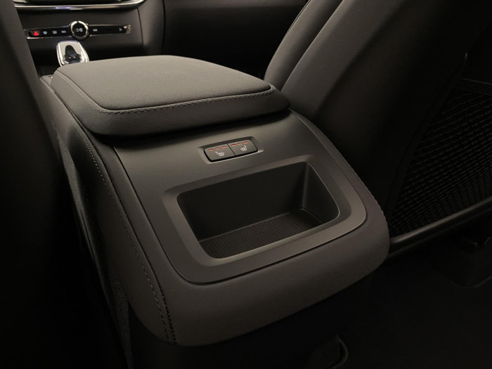 Volvo XC90 B5 AWD AUT DARK PLUS 7míst