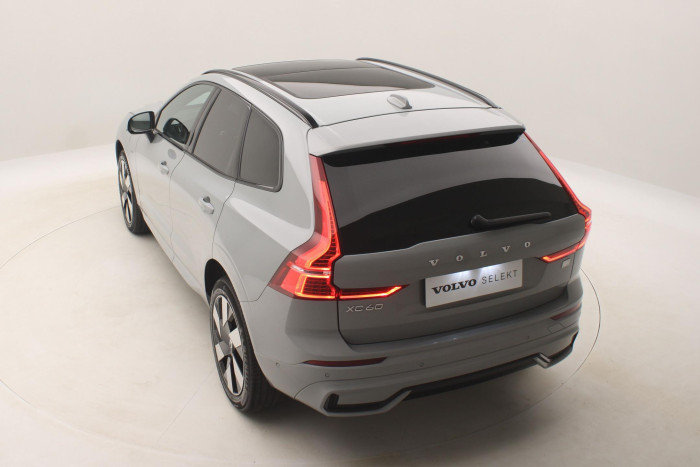 Volvo XC60 T6 AWD PLUS DARK RECHARGE