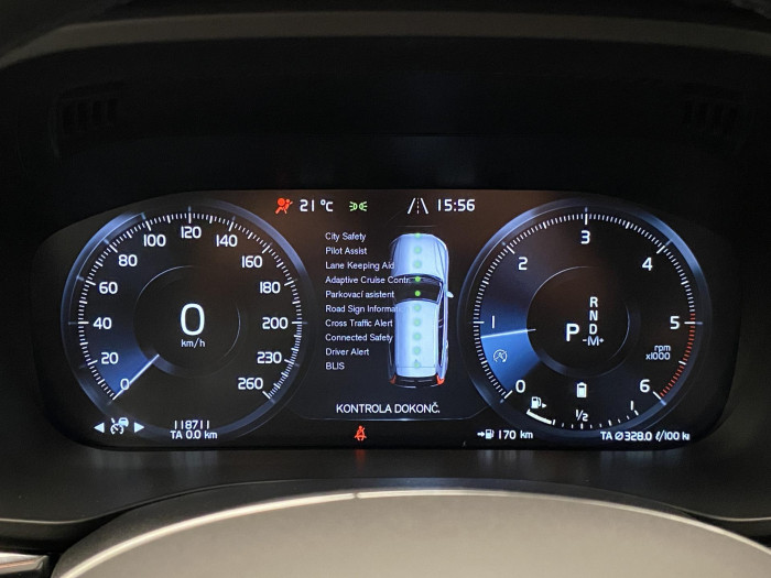 Volvo XC60 B4 AWD MOMENTUM AUT 2.0 Momentum