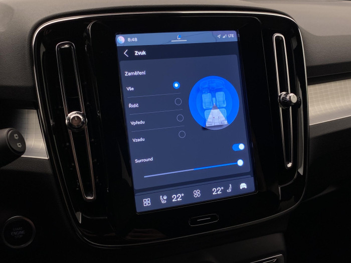 Volvo XC40 B3 DARK PLUS AUT CZ