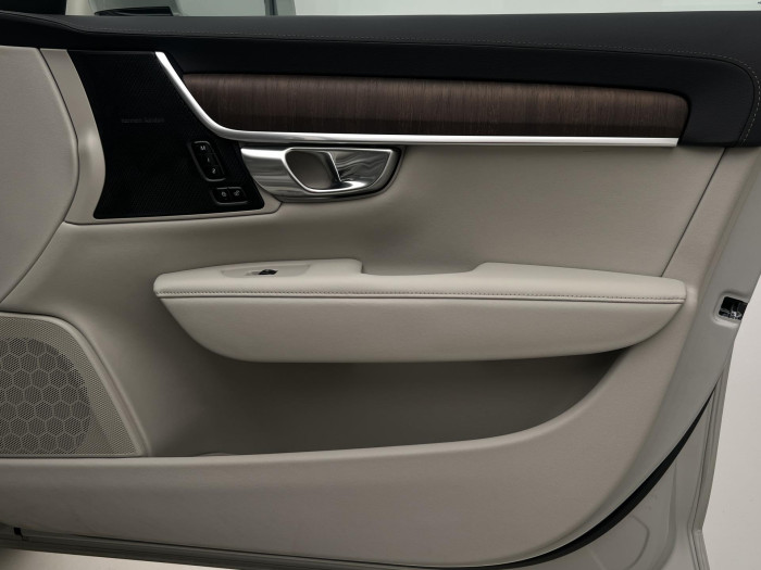 Volvo V90 T6 AWD RECHARGE INSCRIPTION CZ