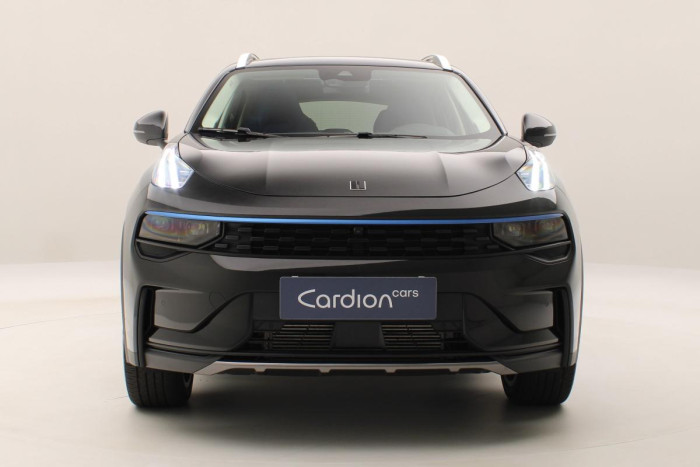 Lynk & Co 01 PHEV DCT AUT 1.maj. REZERVACE