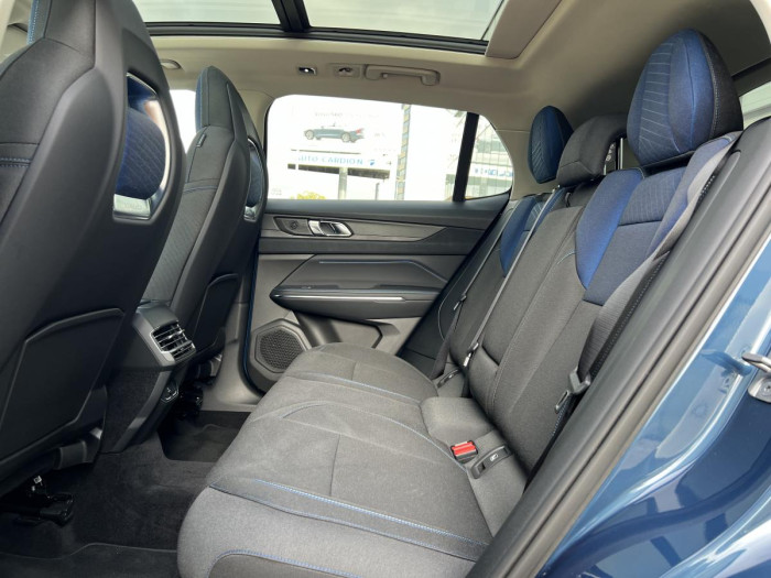 Lynk & Co 01 PHEV DCT Aut 1.maj.