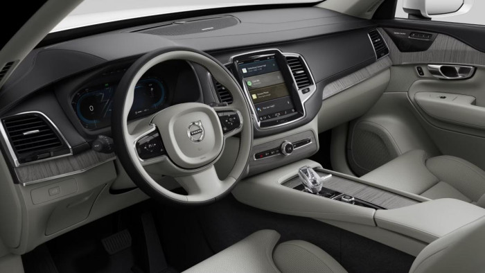 Volvo XC90 B5 AWD AUT BRIGHT PLUS 7-míst