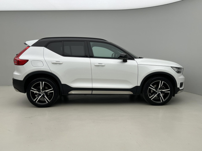 Volvo XC40 T4 AWD R-DESIGN AUT CZ