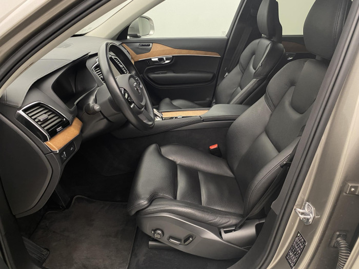 Volvo XC90 B5 AWD INSCRIPTION AUT CZ 7m