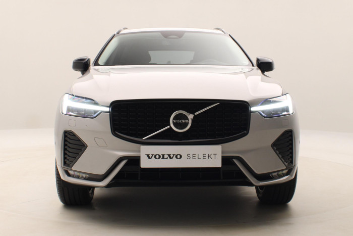 Volvo XC60 B5 AWD ULTRA DARK AUT CZ 1.maj