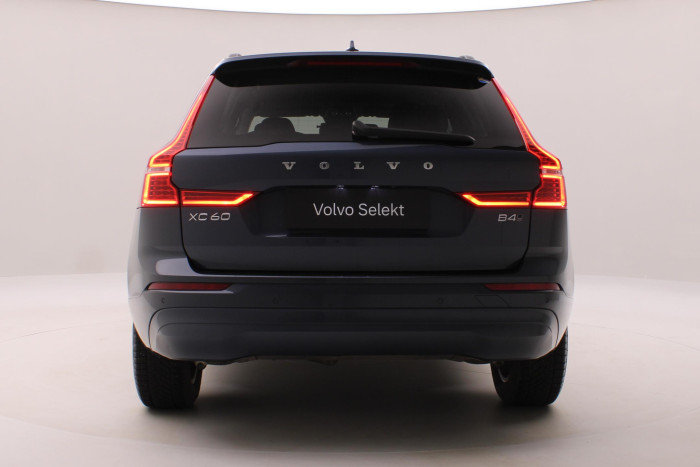 Volvo XC60 B4 AWD CORE AUT CZ