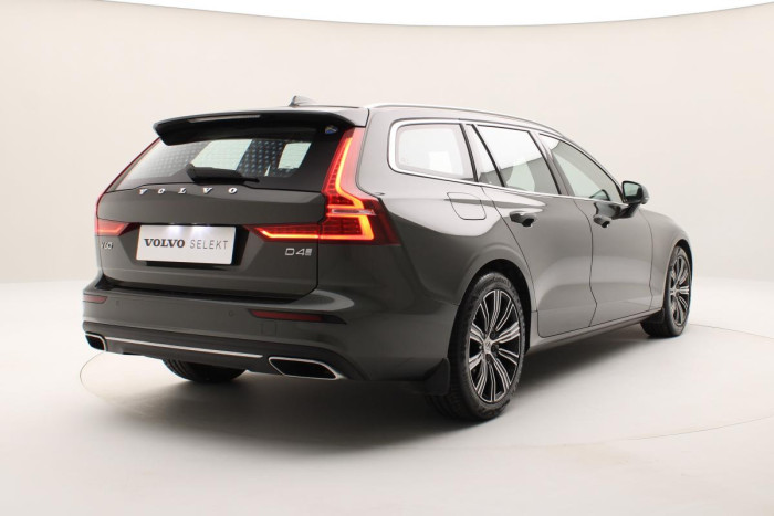 Volvo V60 D4 INSCRIPTION AUT REZERVACE 2.0 d