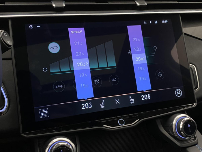 Lynk & Co 01 PHEV DCT AUT 1.maj