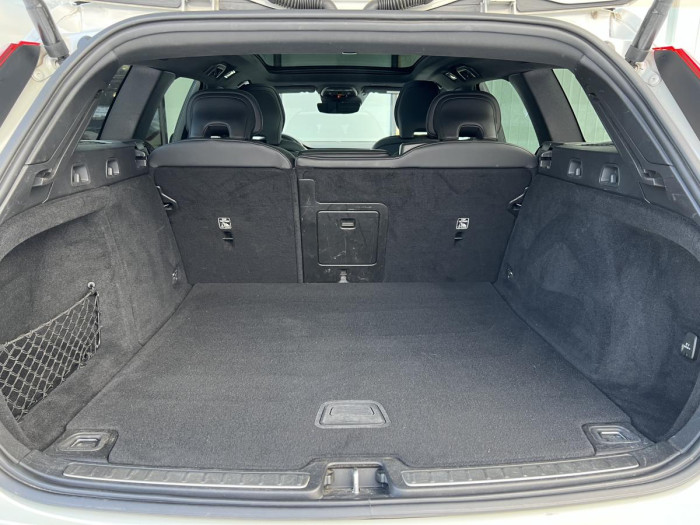 Volvo V60 D3 R-DESIGN 1.maj. 2.0 d