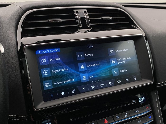 Jaguar F-Pace 5.0 V8 SVR AWD REZERVACE 5.0 V8