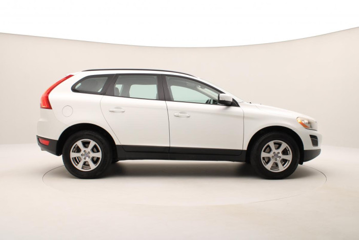 Volvo XC60 D3 AWD KINETIC CZ 2.4 d