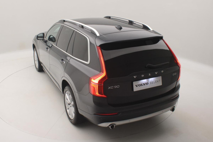 Volvo XC90 D5 AWD MOMENTUM AUT REZERVACE 2.0 d Momentum