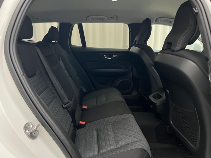 Volvo V60 CC B4 AWD AUT 1.maj. 2.0 CC CC