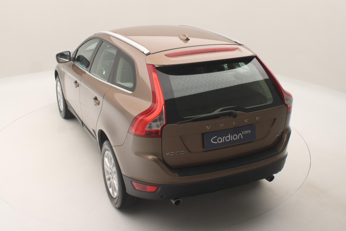Volvo XC60 D5 AWD SUMMUM CZ 2.4 d Summum