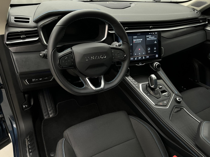 Lynk & Co 01 PHEV DCT 1.maj.