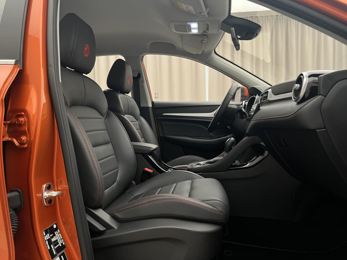 MG ZS 1.0T EXCLUSIVE AUT CZ 1.maj. 1.0 Exclusive