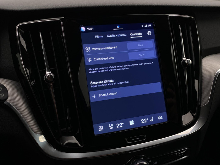 Volvo V60 T6 AWD PLUG-IN DARK PLUS CZ