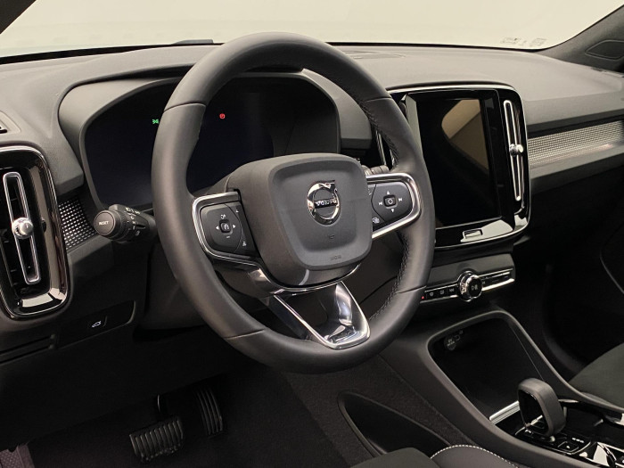 Volvo XC40 B4 ULTIMATE DARK AUT CZ
