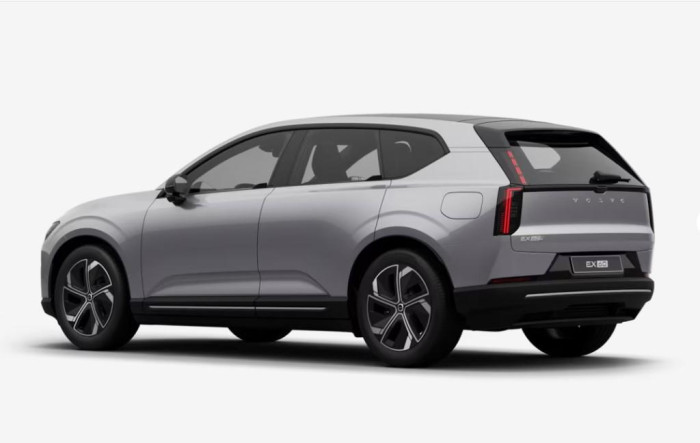 Volvo EX60 PURE ELECTRIC PLUS